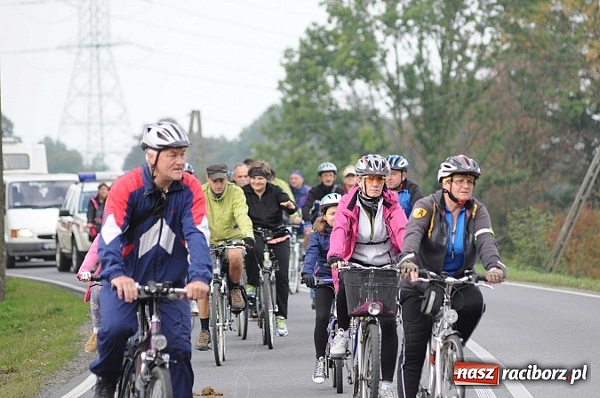Zdjęcie w galerii na portalu naszraciborz.pl: W cztery godziny przeszli Szlakiem Husarii i Sobieskiego z Raciborza do Rud wiadomości z regionu