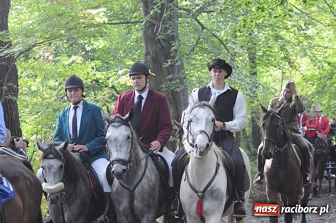 Zdjęcie w galerii na portalu naszraciborz.pl: W cztery godziny przeszli Szlakiem Husarii i Sobieskiego z Raciborza do Rud wiadomości z regionu