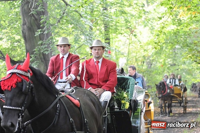Zdjęcie w galerii na portalu naszraciborz.pl: W cztery godziny przeszli Szlakiem Husarii i Sobieskiego z Raciborza do Rud wiadomości z regionu