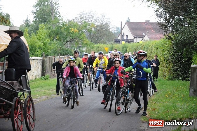 Zdjęcie w galerii na portalu naszraciborz.pl: W cztery godziny przeszli Szlakiem Husarii i Sobieskiego z Raciborza do Rud wiadomości z regionu