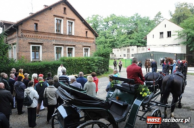Zdjęcie w galerii na portalu naszraciborz.pl: W cztery godziny przeszli Szlakiem Husarii i Sobieskiego z Raciborza do Rud wiadomości z regionu