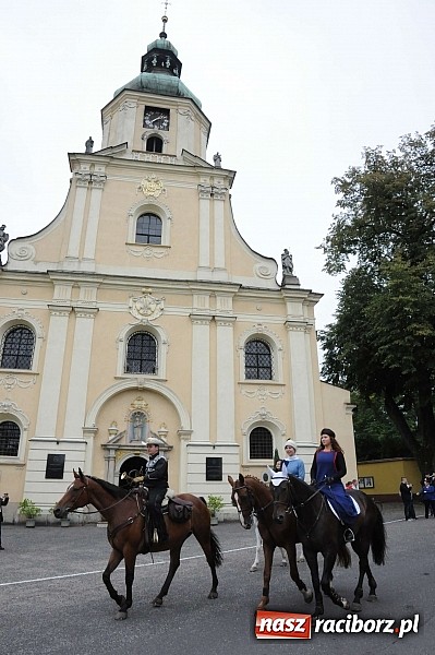 Zdjęcie w galerii na portalu naszraciborz.pl: W cztery godziny przeszli Szlakiem Husarii i Sobieskiego z Raciborza do Rud wiadomości z regionu