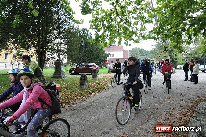 Zdjęcie w galerii na portalu naszraciborz.pl: W cztery godziny przeszli Szlakiem Husarii i Sobieskiego z Raciborza do Rud wiadomości z regionu
