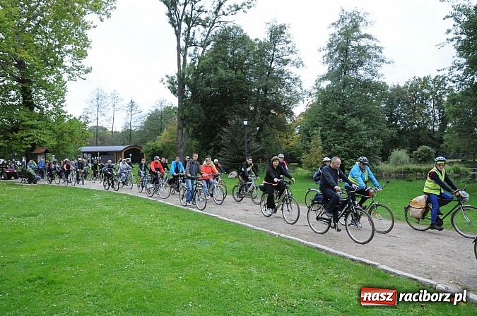 Zdjęcie w galerii na portalu naszraciborz.pl: W cztery godziny przeszli Szlakiem Husarii i Sobieskiego z Raciborza do Rud wiadomości z regionu