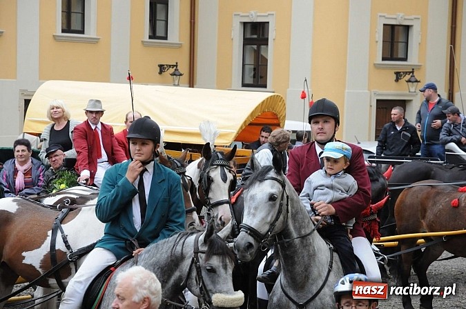 Zdjęcie w galerii na portalu naszraciborz.pl: W cztery godziny przeszli Szlakiem Husarii i Sobieskiego z Raciborza do Rud wiadomości z regionu