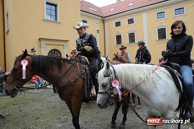 Zdjęcie w galerii na portalu naszraciborz.pl: W cztery godziny przeszli Szlakiem Husarii i Sobieskiego z Raciborza do Rud wiadomości z regionu