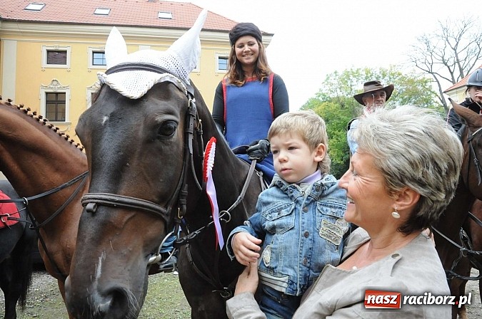Zdjęcie w galerii na portalu naszraciborz.pl: W cztery godziny przeszli Szlakiem Husarii i Sobieskiego z Raciborza do Rud wiadomości z regionu