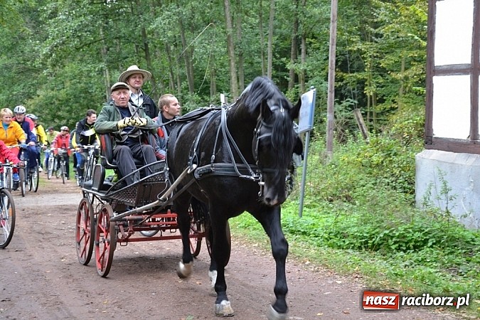 Zdjęcie w galerii na portalu naszraciborz.pl: W cztery godziny przeszli Szlakiem Husarii i Sobieskiego z Raciborza do Rud wiadomości z regionu