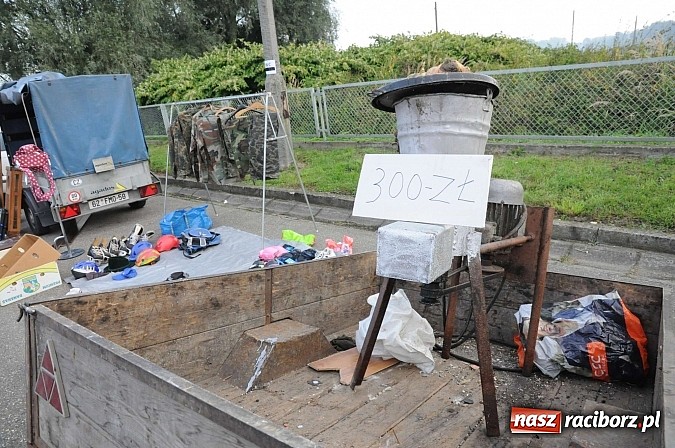 Zdjęcie w galerii na portalu naszraciborz.pl: Pogoda dopisała więc kupców nie zabrakło wiadomości z regionu