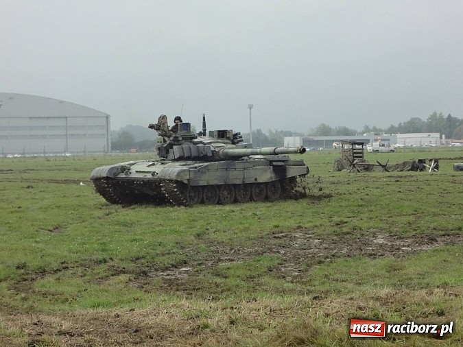 Zdjęcie w galerii na portalu naszraciborz.pl: Dni NATO w Ostrawie. Dwa dni efektownych wojskowych pokazów wiadomości z regionu