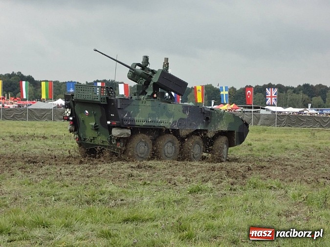 Zdjęcie w galerii na portalu naszraciborz.pl: Dni NATO w Ostrawie. Dwa dni efektownych wojskowych pokazów wiadomości z regionu