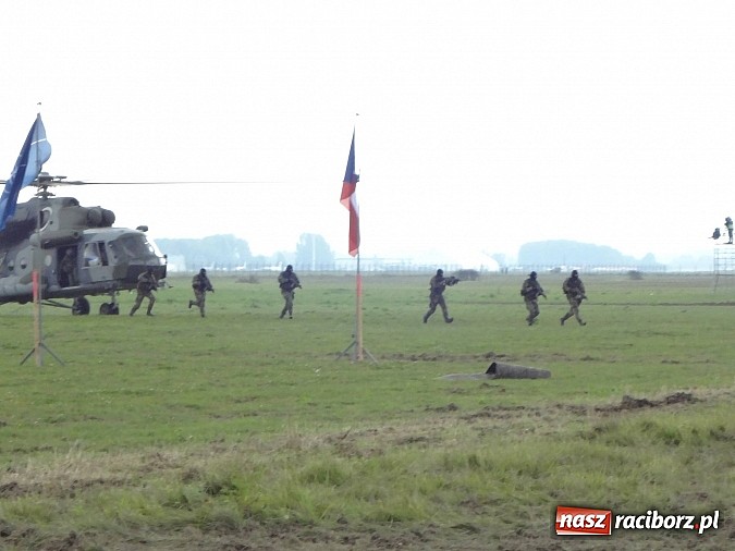 Zdjęcie w galerii na portalu naszraciborz.pl: Dni NATO w Ostrawie. Dwa dni efektownych wojskowych pokazów wiadomości z regionu