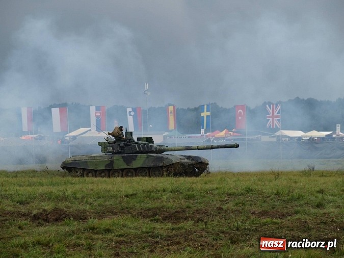 Zdjęcie w galerii na portalu naszraciborz.pl: Dni NATO w Ostrawie. Dwa dni efektownych wojskowych pokazów wiadomości z regionu