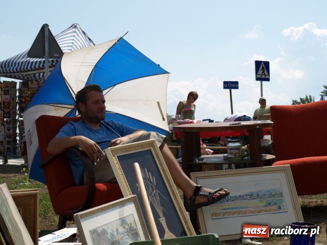 Zdjęcie w galerii na portalu naszraciborz.pl: Ponad setka stoisk w Chałupkach wiadomości z regionu