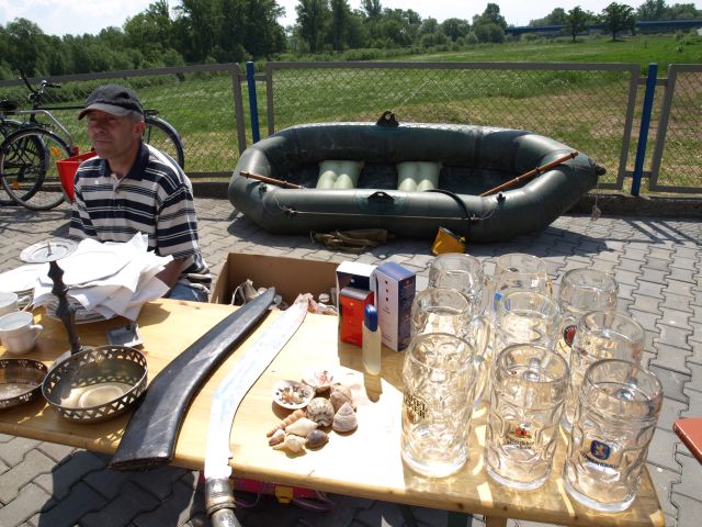 Zdjęcie w galerii na portalu naszraciborz.pl: Ponad setka stoisk w Chałupkach wiadomości z regionu