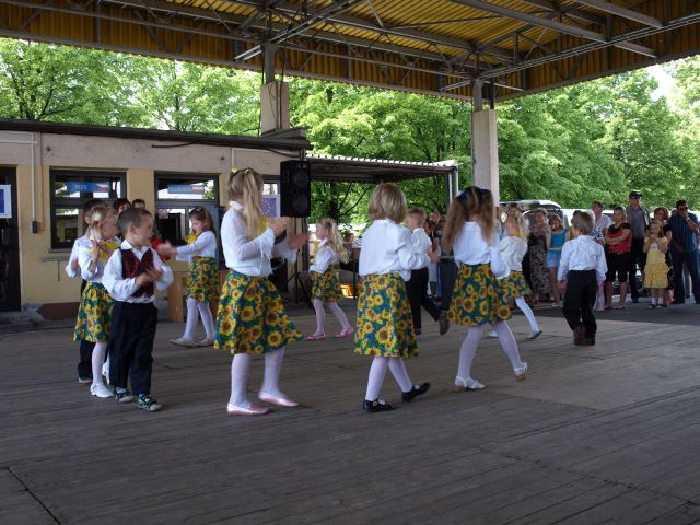 Zdjęcie w galerii na portalu naszraciborz.pl: Ponad setka stoisk w Chałupkach wiadomości z regionu