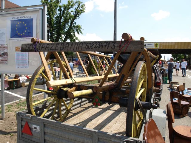 Zdjęcie w galerii na portalu naszraciborz.pl: Ponad setka stoisk w Chałupkach wiadomości z regionu