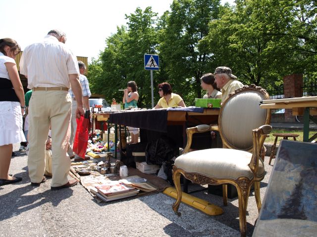 Zdjęcie w galerii na portalu naszraciborz.pl: Ponad setka stoisk w Chałupkach wiadomości z regionu