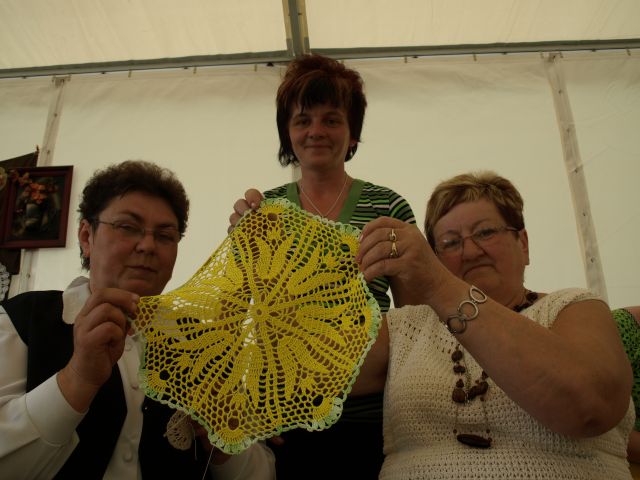 Zdjęcie w galerii na portalu naszraciborz.pl: Ponad setka stoisk w Chałupkach wiadomości z regionu