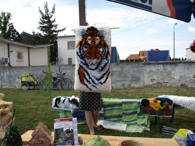 Zdjęcie w galerii na portalu naszraciborz.pl: Ponad setka stoisk w Chałupkach wiadomości z regionu