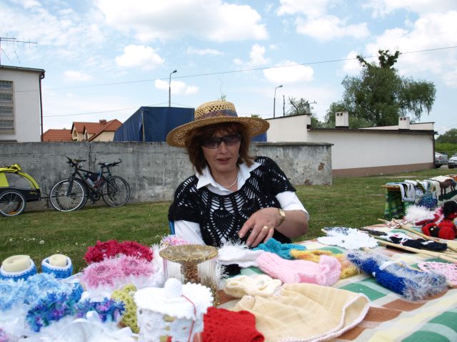 Zdjęcie w galerii na portalu naszraciborz.pl: Ponad setka stoisk w Chałupkach wiadomości z regionu