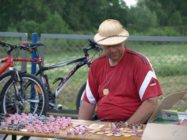 Zdjęcie w galerii na portalu naszraciborz.pl: Ponad setka stoisk w Chałupkach wiadomości z regionu