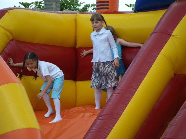 Zdjęcie w galerii na portalu naszraciborz.pl: Ponad setka stoisk w Chałupkach wiadomości z regionu