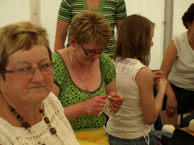 Zdjęcie w galerii na portalu naszraciborz.pl: Ponad setka stoisk w Chałupkach wiadomości z regionu