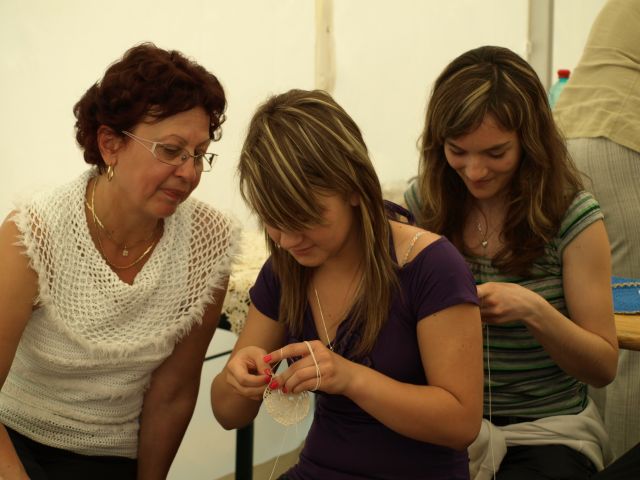 Zdjęcie w galerii na portalu naszraciborz.pl: Ponad setka stoisk w Chałupkach wiadomości z regionu