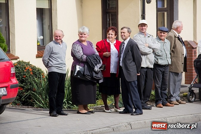 Zdjęcie w galerii na portalu naszraciborz.pl: Pietrowiczanie zamknęli dziś sezon dożynkowy wiadomości z regionu