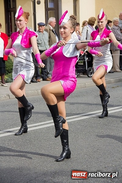 Zdjęcie w galerii na portalu naszraciborz.pl: Pietrowiczanie zamknęli dziś sezon dożynkowy wiadomości z regionu