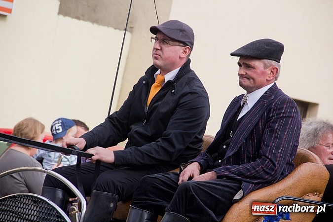 Zdjęcie w galerii na portalu naszraciborz.pl: Pietrowiczanie zamknęli dziś sezon dożynkowy wiadomości z regionu