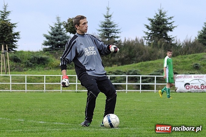 Zdjęcie w galerii na portalu naszraciborz.pl: Juniorzy z Pietrowic ciągle niepokonani wiadomości z regionu