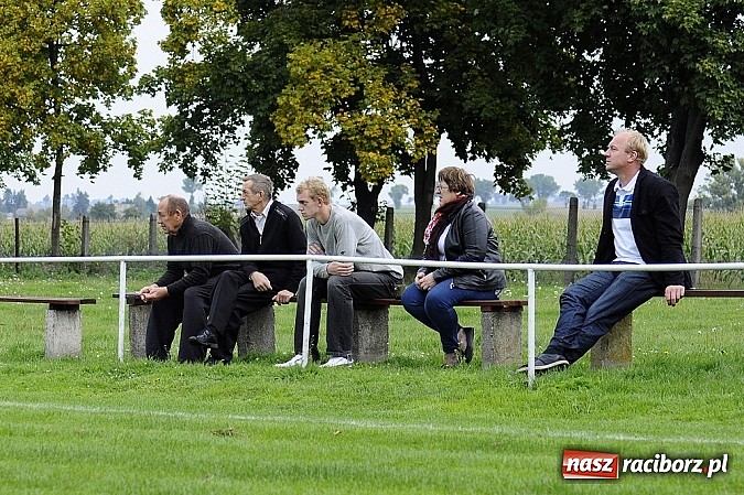 Zdjęcie w galerii na portalu naszraciborz.pl: Juniorzy z Pietrowic ciągle niepokonani wiadomości z regionu