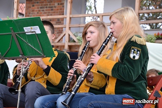 Zdjęcie w galerii na portalu naszraciborz.pl: Hity światowej muzyki zabrzmiały na zamku wiadomości z regionu