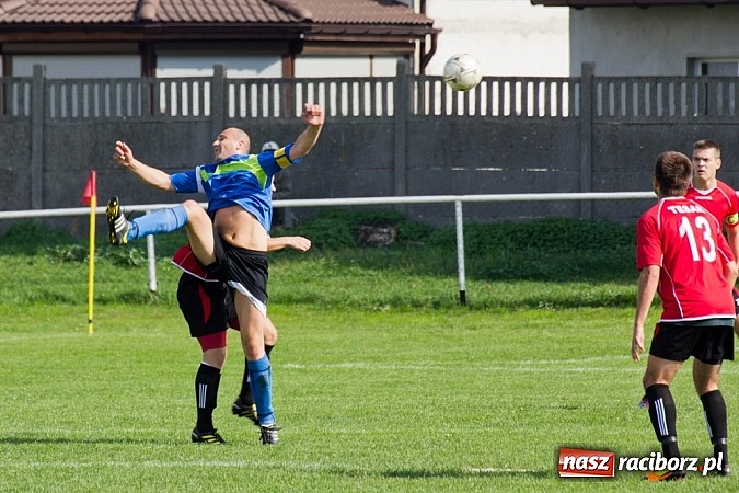 Zdjęcie w galerii na portalu naszraciborz.pl: Fatalna passa Studziennej trwa. Naprzód Zawada górą wiadomości z regionu