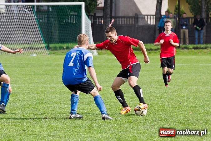 Zdjęcie w galerii na portalu naszraciborz.pl: Fatalna passa Studziennej trwa. Naprzód Zawada górą wiadomości z regionu