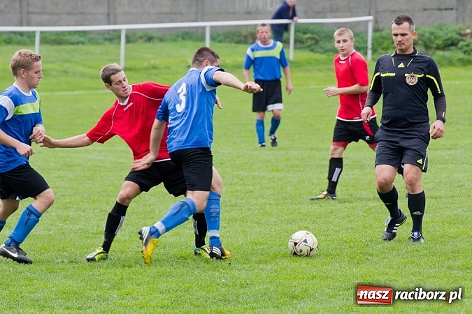 Zdjęcie w galerii na portalu naszraciborz.pl: Fatalna passa Studziennej trwa. Naprzód Zawada górą wiadomości z regionu
