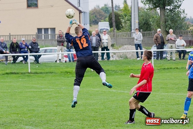 Zdjęcie w galerii na portalu naszraciborz.pl: Fatalna passa Studziennej trwa. Naprzód Zawada górą wiadomości z regionu