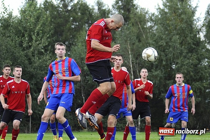 Zdjęcie w galerii na portalu naszraciborz.pl: Zameczek spłonął w kobylskim Płomieniu wiadomości z regionu