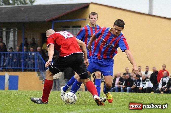 Zdjęcie w galerii na portalu naszraciborz.pl: Zameczek spłonął w kobylskim Płomieniu wiadomości z regionu