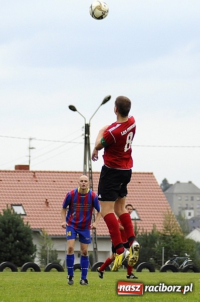 Zdjęcie w galerii na portalu naszraciborz.pl: Zameczek spłonął w kobylskim Płomieniu wiadomości z regionu