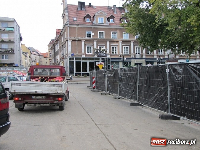 Zdjęcie w galerii na portalu naszraciborz.pl: Skwer księdza Pieczki zyska nowy blask wiadomości z regionu