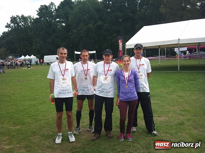 Zdjęcie w galerii na portalu naszraciborz.pl: Rafako Run Team w biegu charytatywnym wiadomości z regionu