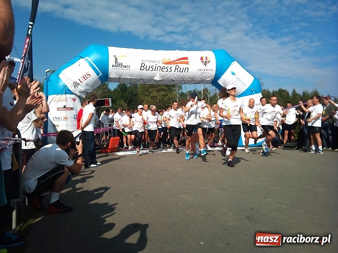 Zdjęcie w galerii na portalu naszraciborz.pl: Rafako Run Team w biegu charytatywnym wiadomości z regionu