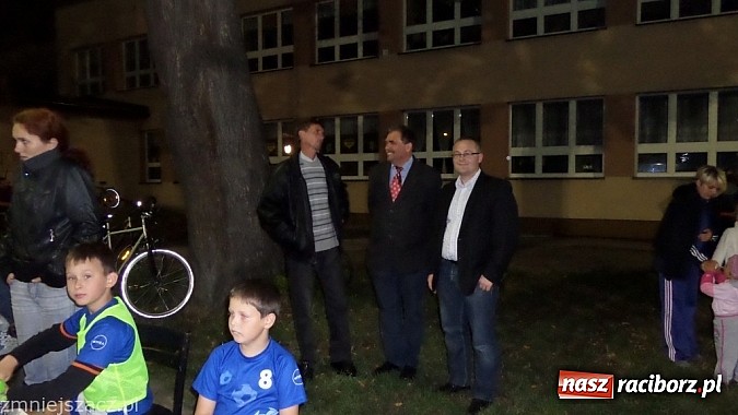 Zdjęcie w galerii na portalu naszraciborz.pl: Nocny turniej na zakończenie Piłkarskich Szkółek Nivea w Pawłowie wiadomości z regionu