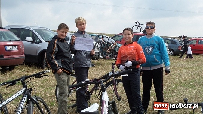 Zdjęcie w galerii na portalu naszraciborz.pl: Rowerzyści z Pawłowa bez granic wiadomości z regionu