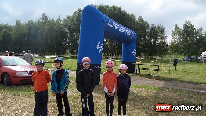 Zdjęcie w galerii na portalu naszraciborz.pl: Rowerzyści z Pawłowa bez granic wiadomości z regionu