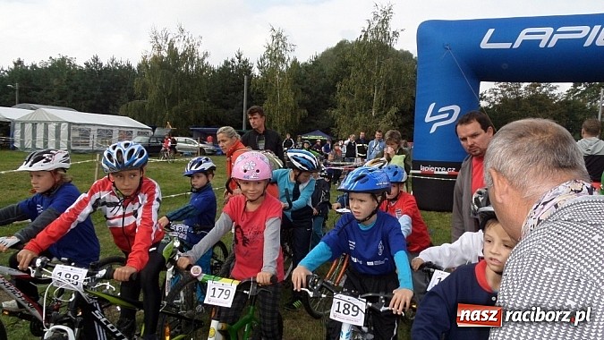 Zdjęcie w galerii na portalu naszraciborz.pl: Rowerzyści z Pawłowa bez granic wiadomości z regionu