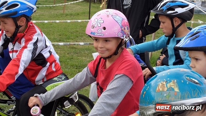 Zdjęcie w galerii na portalu naszraciborz.pl: Rowerzyści z Pawłowa bez granic wiadomości z regionu